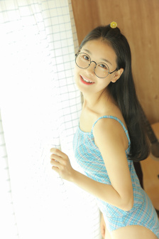学生小嫩嫩馒头